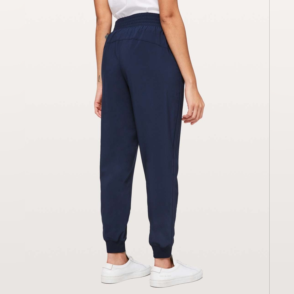 Lululemon Wanderer Jogger
